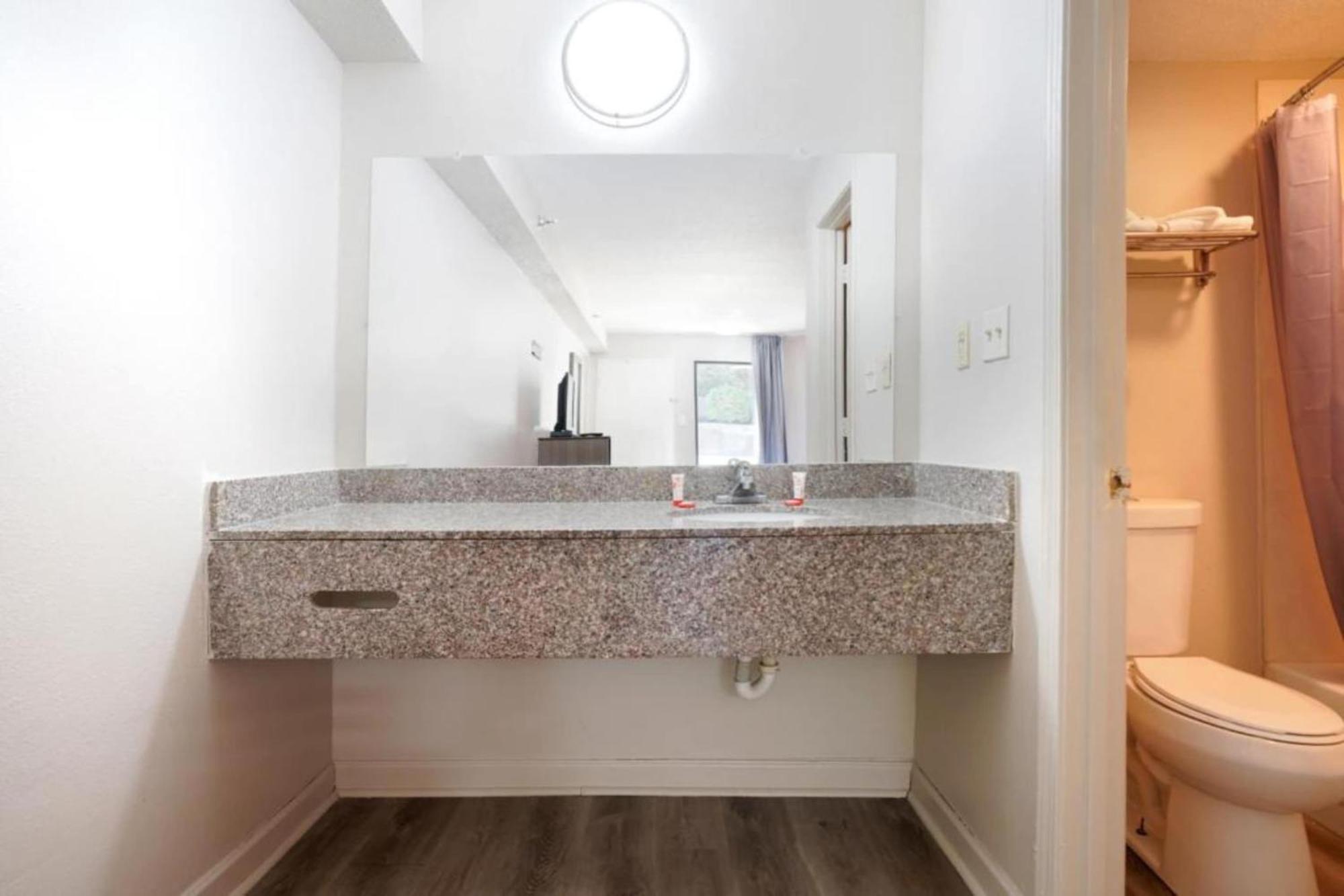 Oyo Hotel Decatur I-285 The Perimeter 외부 사진